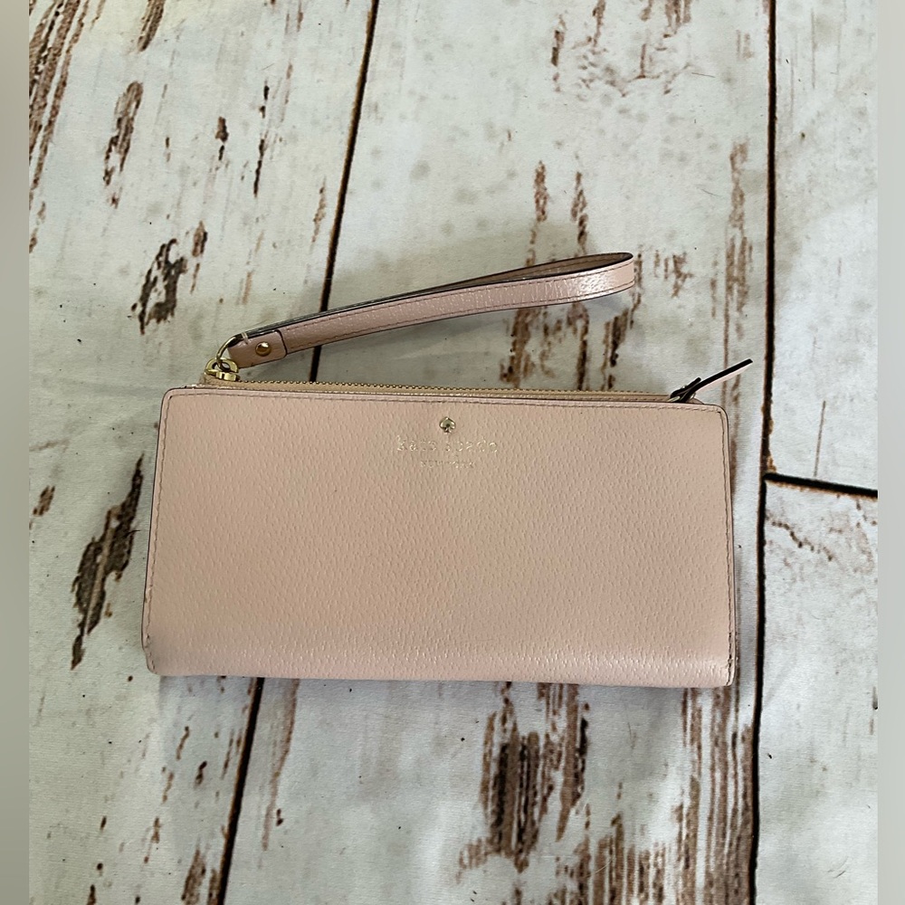 KATE SPADE BLUSH PINK LARGE WRISTLET WALLET - Picture 9 of 9